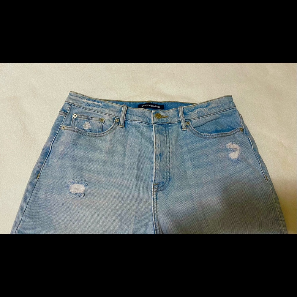 JEAN - Picture 3 of 3